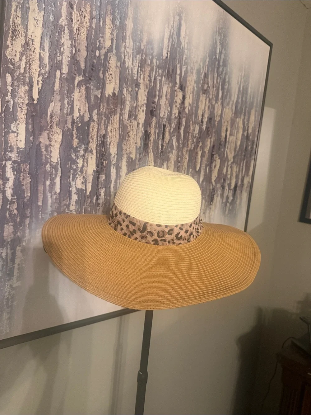 Two-Tone Wide Brim Sun Hat with Leopard Band - Cream & Tan